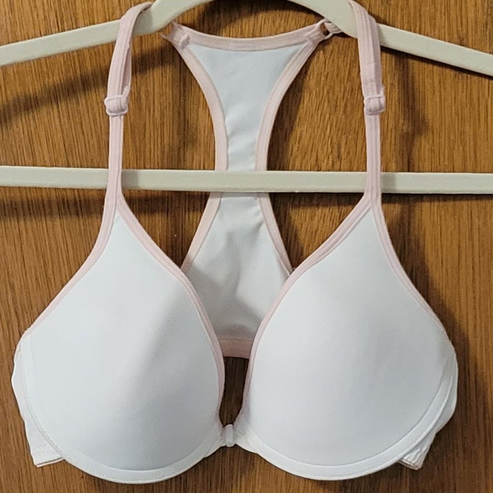 Fruit of the Loom white w/pink trim padded underwire racerback bra Sz: 34C